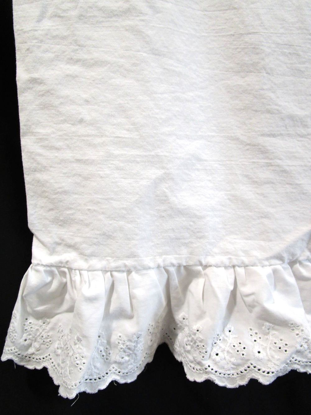 VTG Lauren Ralph Lauren White Cotton Ruffled Eyelet Lace Queen Flat Sheet